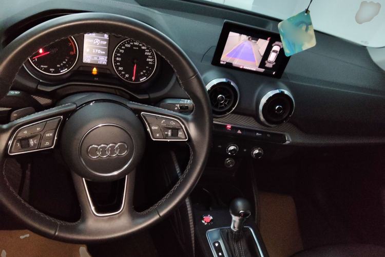 Used Audi Q2L 2022 35 TFSI Advanced Style Edition Center Console