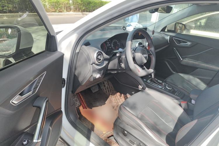 Used Audi Q2L 2022 35 TFSI Progressive Dynamic Edition Driver Seat