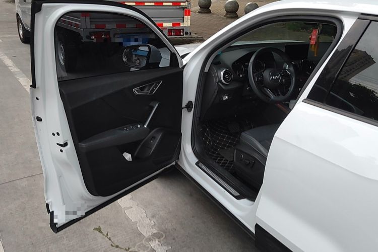 Used Audi Q2L 2022 35 TFSI Fashionable and Elegant Model Driver Seat