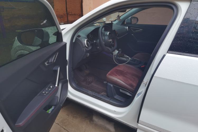 Used Audi Q2L 2022 35 TFSI Progressive Dynamic Edition Driver Seat