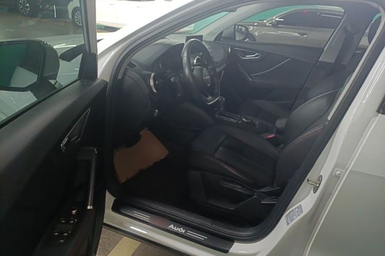 Used Audi Q2L 2022 35 TFSI Progressive Dynamic Edition Driver Seat