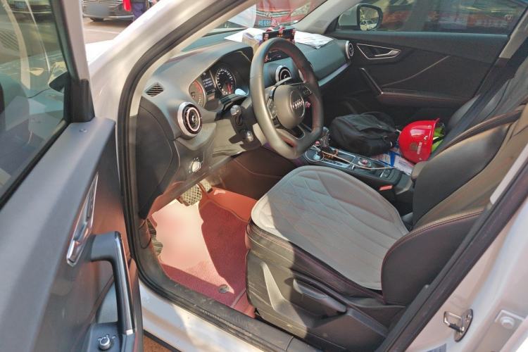 Used Audi Q2L 2022 35 TFSI Progressive Dynamic Edition Driver Seat