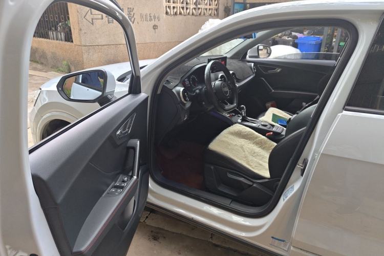 Used Audi Q2L 2022 35 TFSI Progressive Dynamic Edition Driver Seat