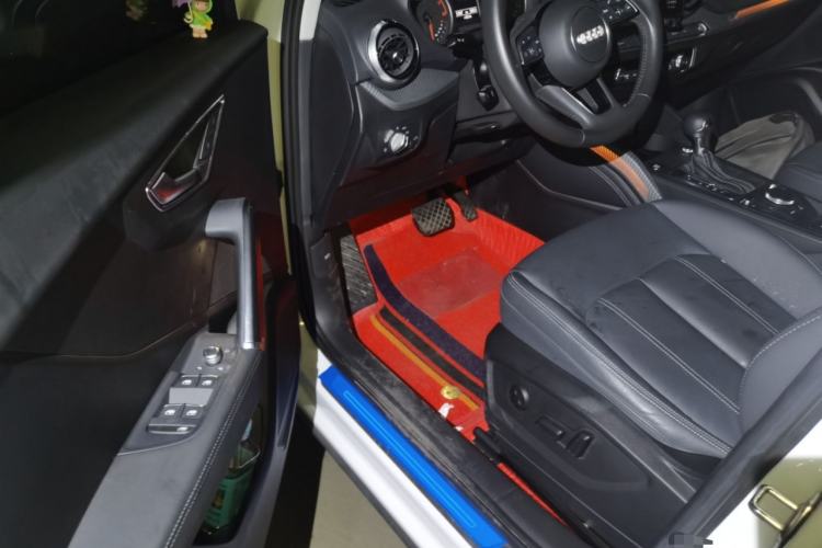 Used Audi Q2L 2022 35 TFSI Advanced Style Edition Driver Seat
