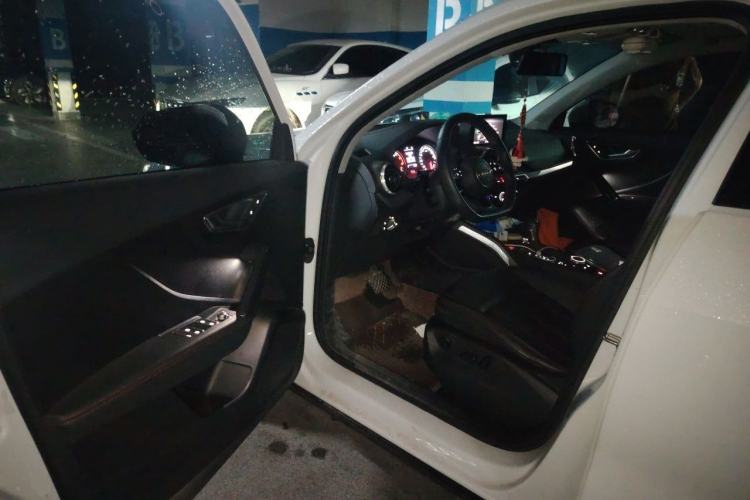 Used Audi Q2L 2022 35 TFSI Progressive Dynamic Edition Driver Seat