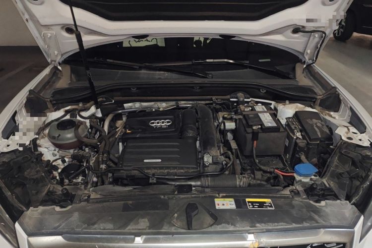 Used Audi Q2L 2022 35 TFSI Fashion Dynamic Model Engine Bay