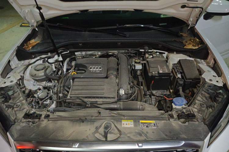 Used Audi Q2L 2022 35 TFSI Fashion Dynamic Model Engine Bay