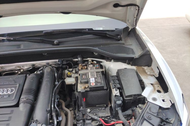 Used Audi Q2L 2022 35 TFSI Progressive Dynamic Edition Engine Bay Left