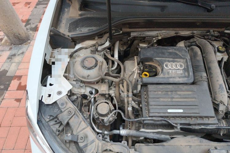 Used Audi Q2L 2022 35 TFSI Advanced Style Edition Engine Bay Right