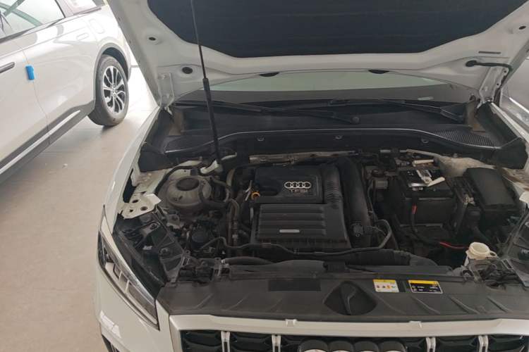 Used Audi Q2L 2022 35 TFSI Advanced Style Edition Engine Bay Right