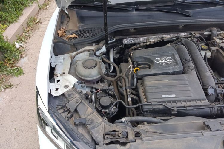 Used Audi Q2L 2022 35 TFSI Advanced Style Edition Engine Bay Right
