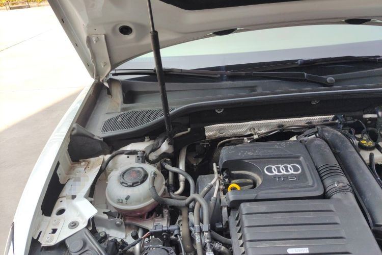 Used Audi Q2L 2022 35 TFSI Progressive Dynamic Edition Engine Bay Right