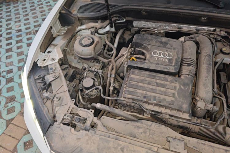 Used Audi Q2L 2022 35 TFSI Fashion Dynamic Model Engine Bay Right