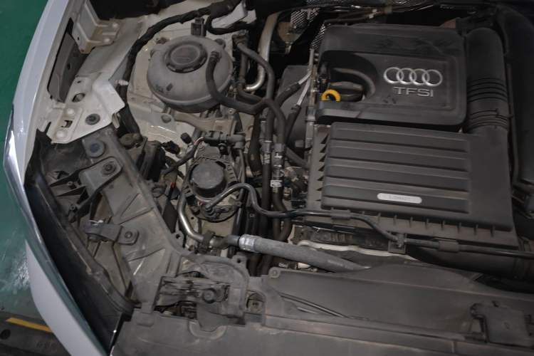 Used Audi Q2L 2022 35 TFSI Fashion Dynamic Model Engine Bay Right