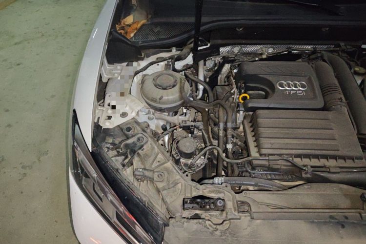 Used Audi Q2L 2022 35 TFSI Fashion Dynamic Model Engine Bay Right