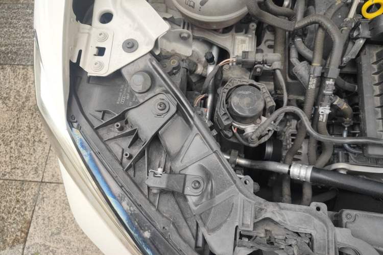 Used Audi Q2L 2022 35 TFSI Fashionable and Elegant Model Engine Bay Right