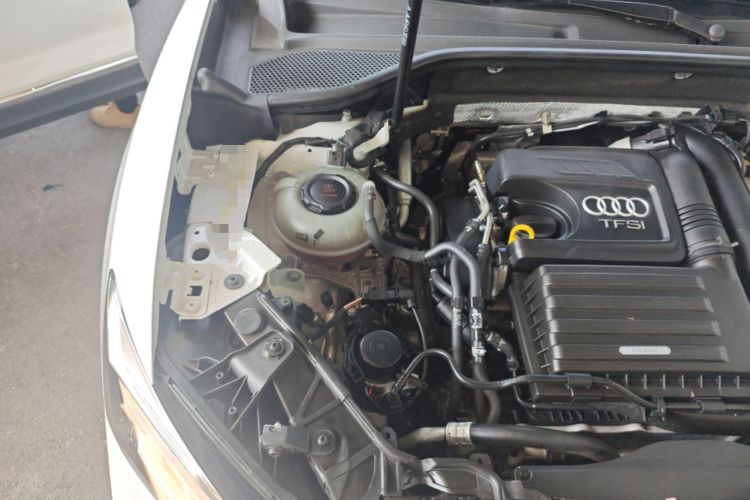 Used Audi Q2L 2022 35 TFSI Progressive Dynamic Edition Engine Bay Right