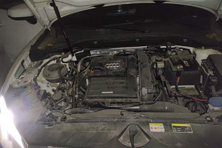 Used Audi Q2L 2022 35 TFSI Fashion Dynamic Model Engine Bay Right