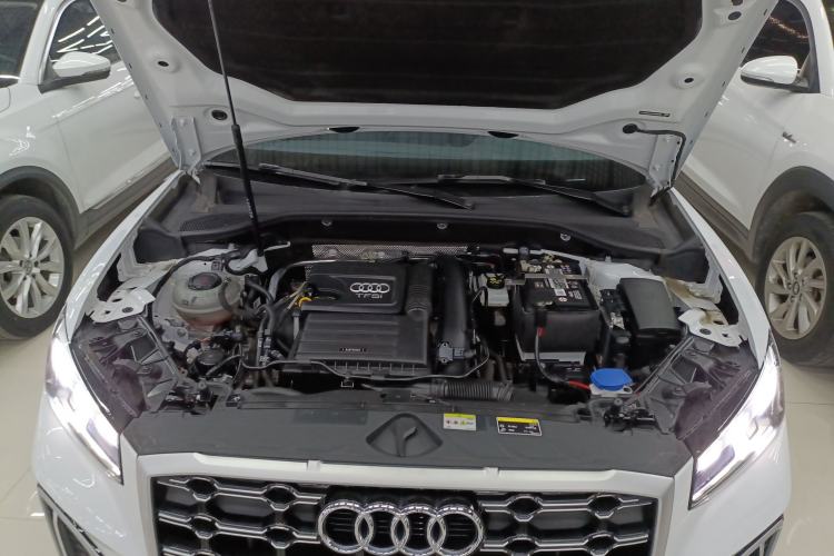 Used Audi Q2L 2022 35 TFSI Fashion Dynamic Model Engine Bay