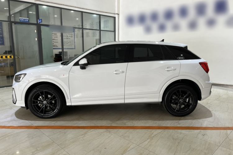 Used Audi Q2L 2022 35 TFSI Progressive Dynamic Edition Exterior 3
