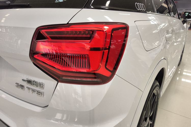 Used Audi Q2L 2022 35 TFSI Progressive Dynamic Edition Exterior 3