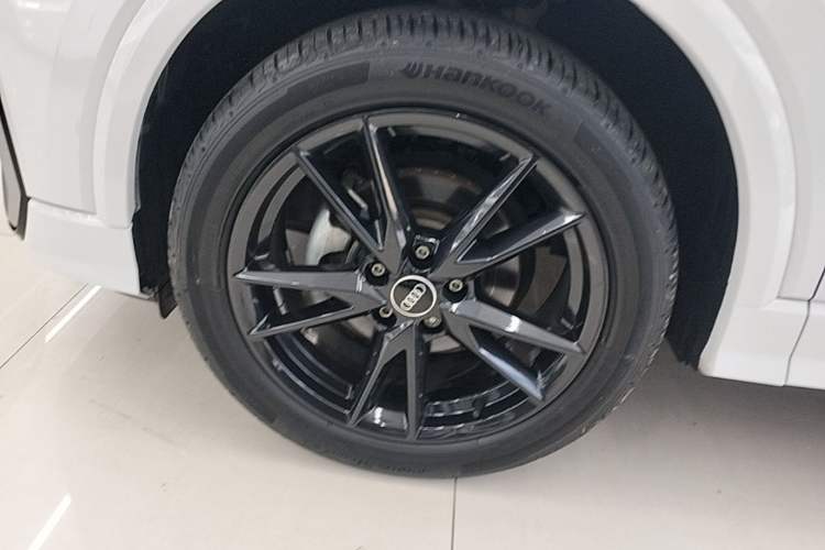 Used Audi Q2L 2022 35 TFSI Progressive Dynamic Edition Exterior 4