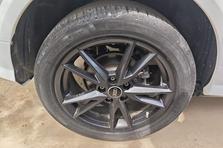 Used Audi Q2L 2022 35 TFSI Progressive Dynamic Edition Exterior 5