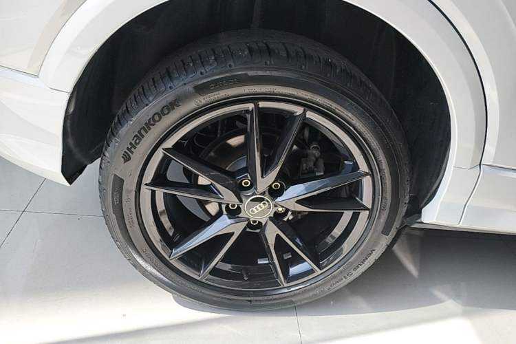 Used Audi Q2L 2022 35 TFSI Progressive Dynamic Edition Exterior 5