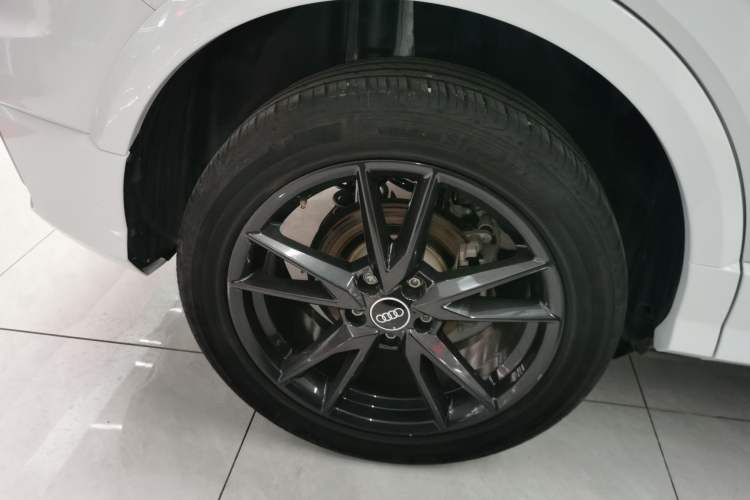 Used Audi Q2L 2022 35 TFSI Progressive Dynamic Edition Exterior 8