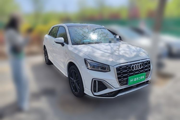 Used Audi Q2L 2022 35 TFSI Progressive Dynamic Edition Front Right 45 Deg
