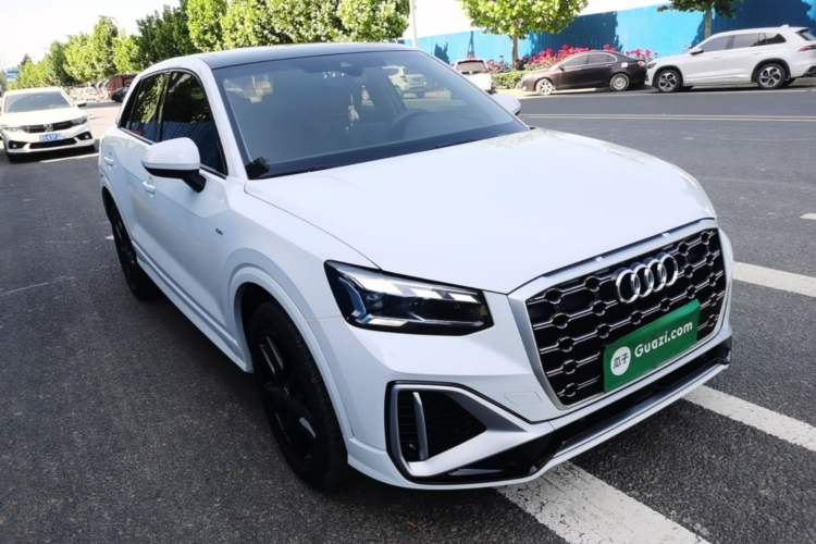 Used Audi Q2L 2022 35 TFSI Progressive Dynamic Edition Front Right 45 Deg