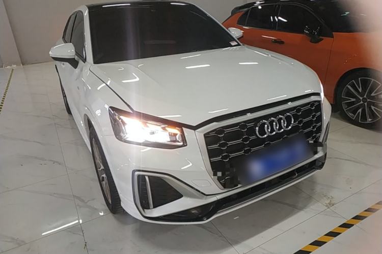 Used Audi Q2L 2022 35 TFSI Fashion Dynamic Model Front Right 45 Deg
