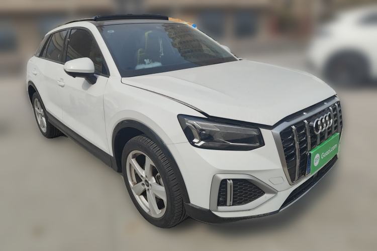 Used Audi Q2L 2022 35 TFSI Advanced Style Edition Front Right 45 Deg