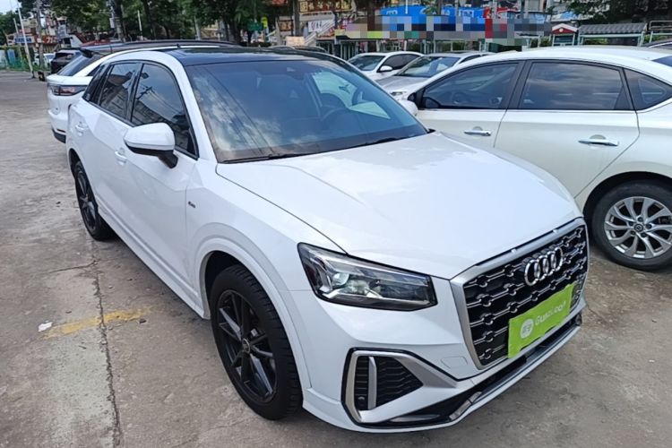 Used Audi Q2L 2022 35 TFSI Progressive Dynamic Edition Front Right 45 Deg