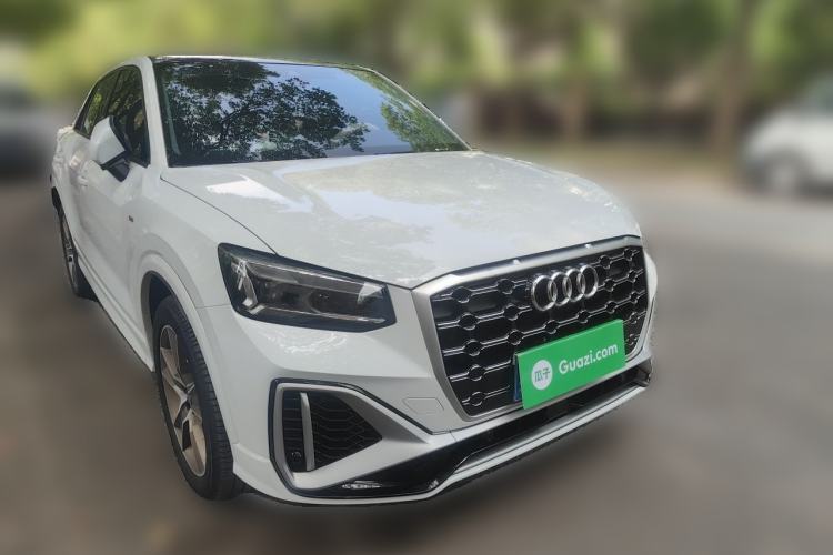 Used Audi Q2L 2022 35 TFSI Fashion Dynamic Model Front Right 45 Deg