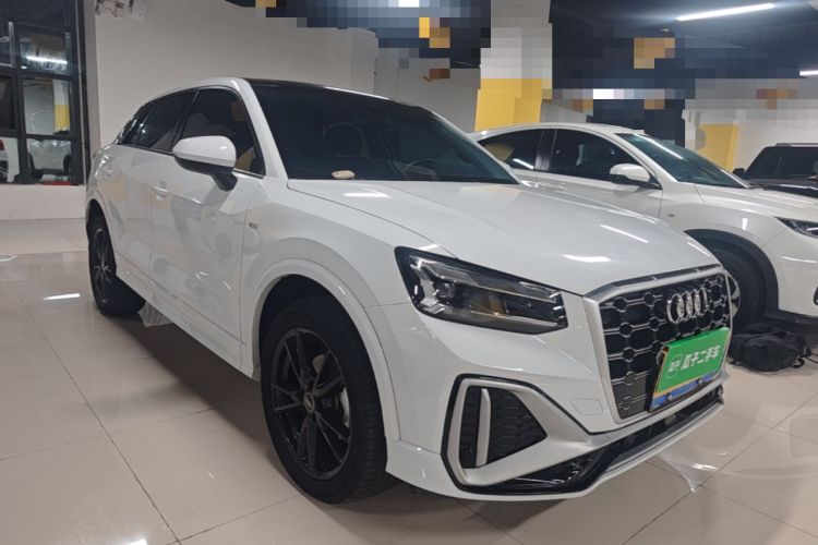 Used Audi Q2L 2022 35 TFSI Progressive Dynamic Edition Front Right 45 Deg