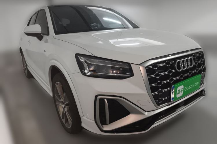 Used Audi Q2L 2022 35 TFSI Fashion Dynamic Model Front Right 45 Deg