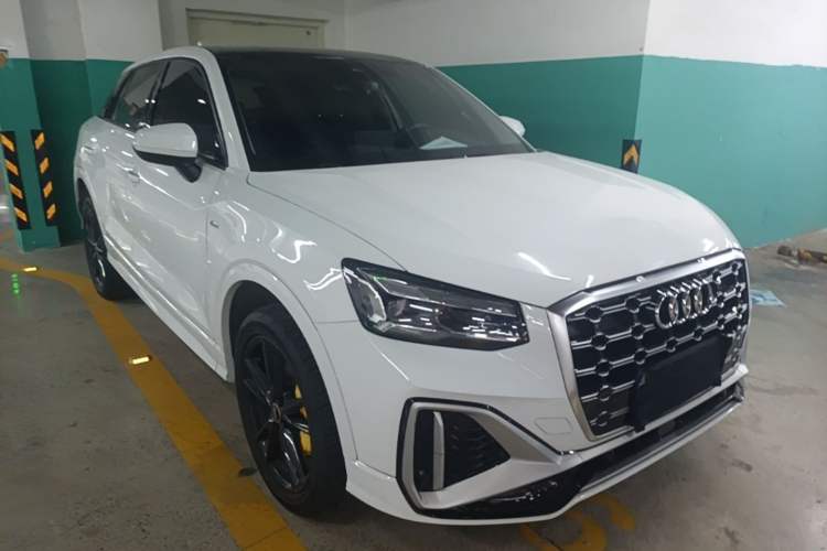 Used Audi Q2L 2022 35 TFSI Progressive Dynamic Edition Front Right 45 Deg
