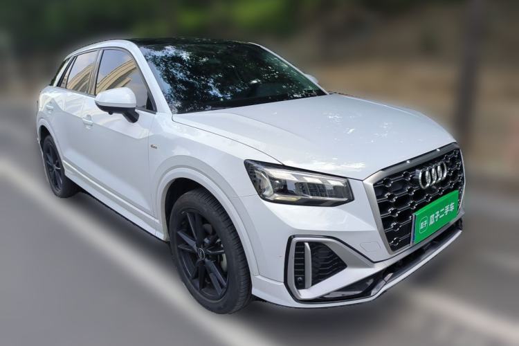 Used Audi Q2L 2022 35 TFSI Progressive Dynamic Edition Front Right 45 Deg