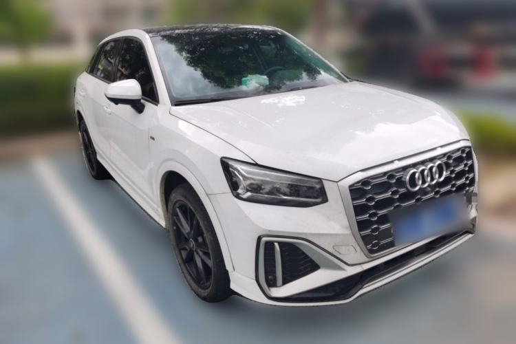 Used Audi Q2L 2022 35 TFSI Progressive Dynamic Edition Front Right 45 Deg