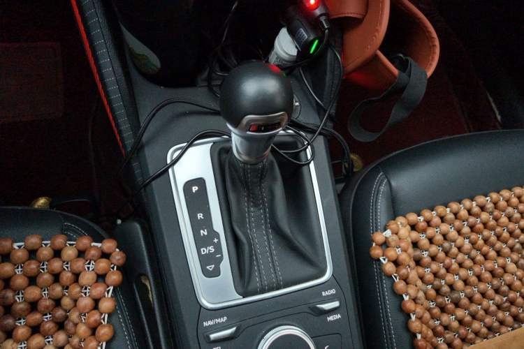 Used Audi Q2L 2022 35 TFSI Advanced Style Edition Gear Lever
