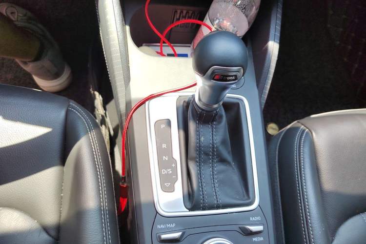 Used Audi Q2L 2022 35 TFSI Advanced Style Edition Gear Lever