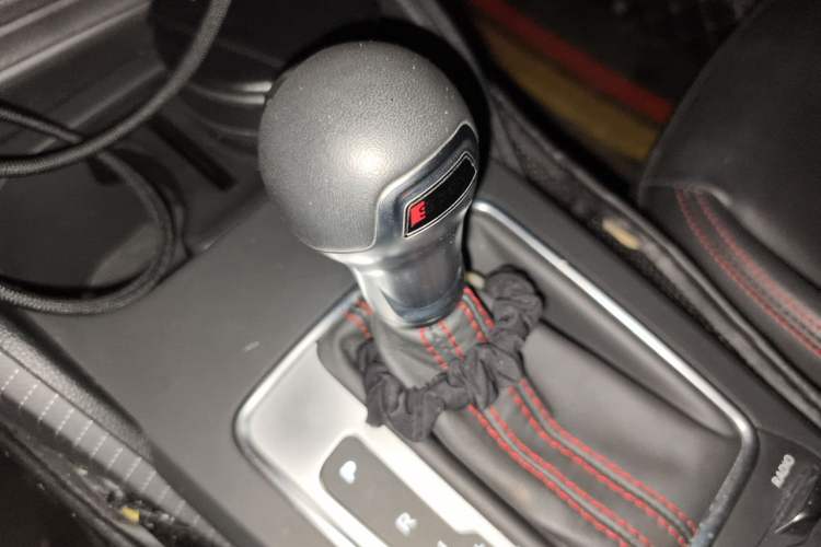 Used Audi Q2L 2022 35 TFSI Progressive Dynamic Edition Gear Lever