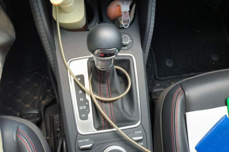 Used Audi Q2L 2022 35 TFSI Progressive Dynamic Edition Gear Lever
