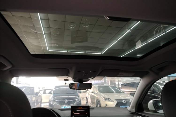 Used Audi Q2L 2022 35 TFSI Advanced Style Edition Headliner