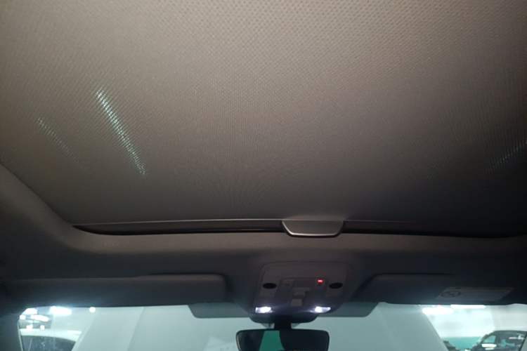 Used Audi Q2L 2022 35 TFSI Progressive Dynamic Edition Headliner