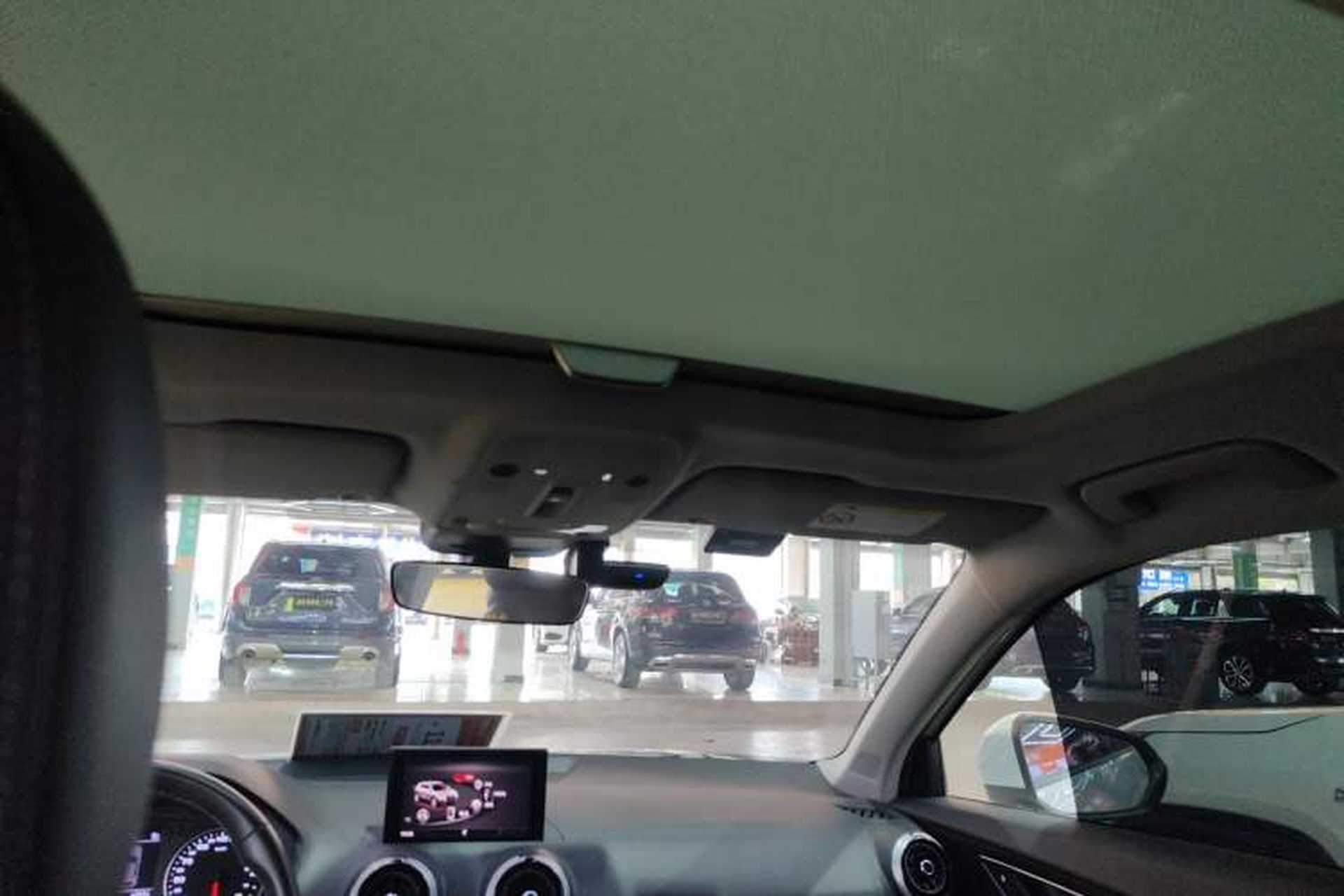 Used Audi Q2L 2022 35 TFSI Advanced Style Edition Headliner