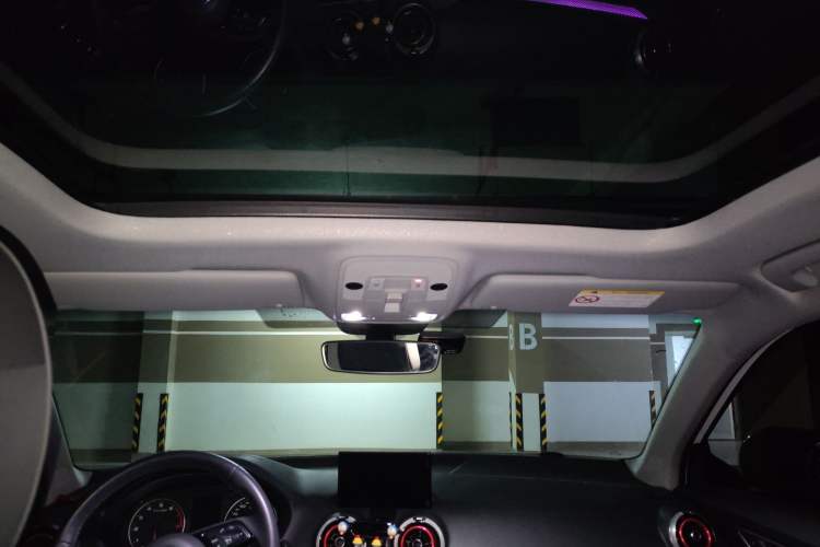 Used Audi Q2L 2022 35 TFSI Advanced Style Edition Headliner