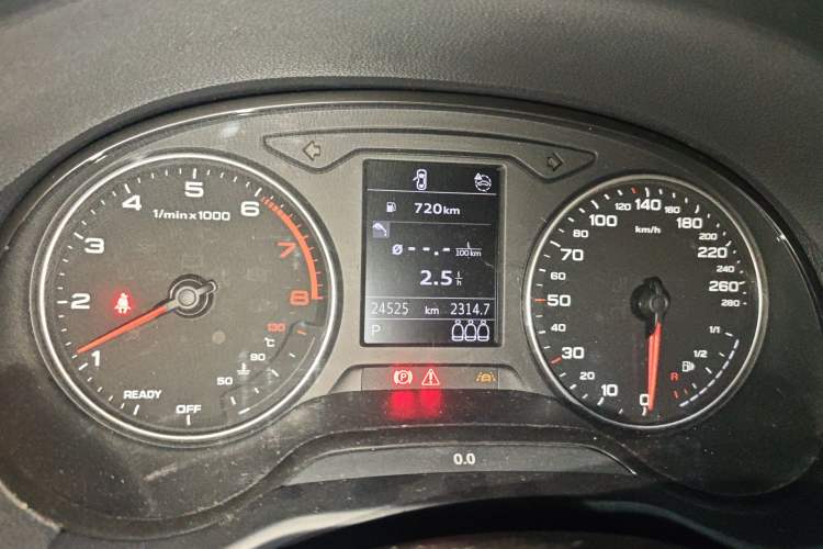 Used Audi Q2L 2022 35 TFSI Progressive Dynamic Edition Instrument Cluster