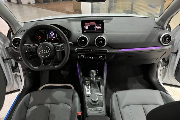 Used Audi Q2L 2022 35 TFSI Fashion Dynamic Model Interior 1
